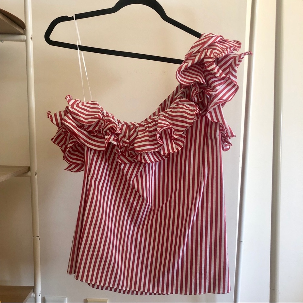 Petersyn Asymmetrical Ruffle Top